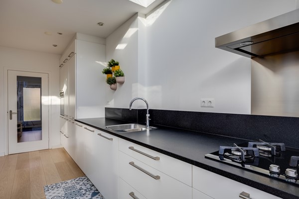 Medium property photo - Kouwerplantsoen 82, 3571 LX Utrecht