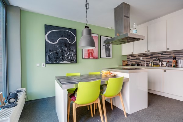 Medium property photo - Mantelmeeuwhof 14, 3582 DN Utrecht