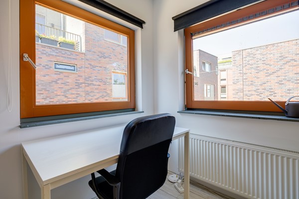Medium property photo - Mantelmeeuwhof 14, 3582 DN Utrecht
