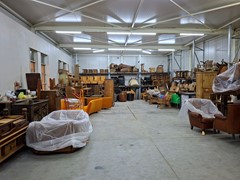 hal links vanuit achter.jpg