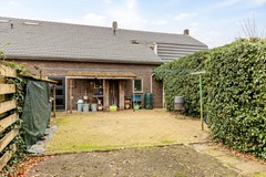 achtergevel moestuin deur naar garage.jpg
