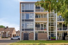 Achterzijde met kader.jpg