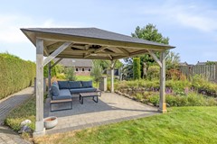 tuin prieel.jpg