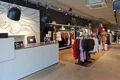 Te huur: Markt 2, 6021CD Budel