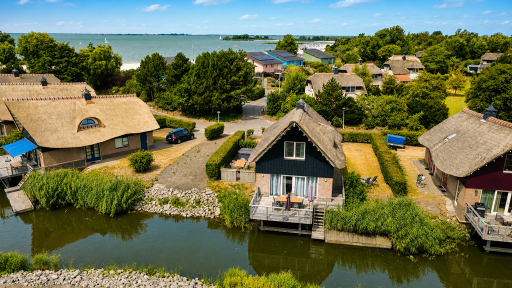 Robbenzand 11 8754 DL Makkum € 499.000,- k.k., photo 1