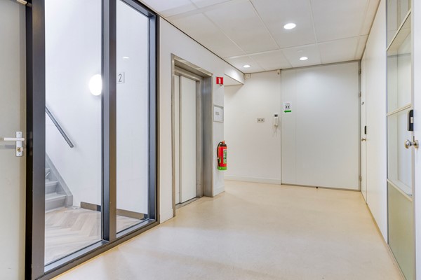Medium property photo - Burgemeester Van Lierplein 1, 3134 ZB Vlaardingen