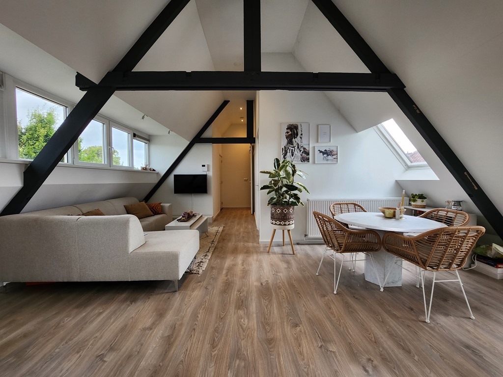 Veldekelaan, Beek foto 2