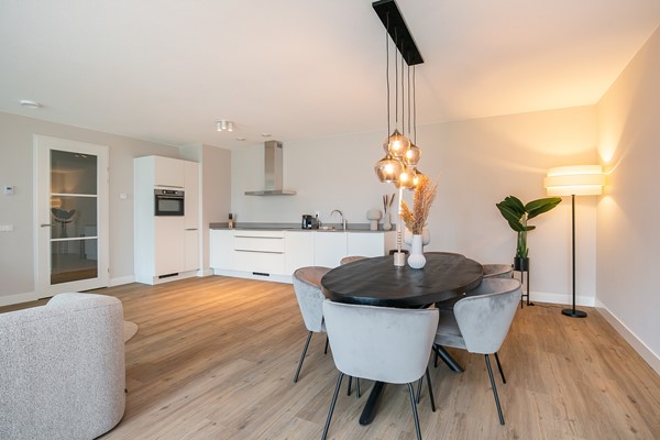 vrije-sector-woningen te huur op Mangoweg 331