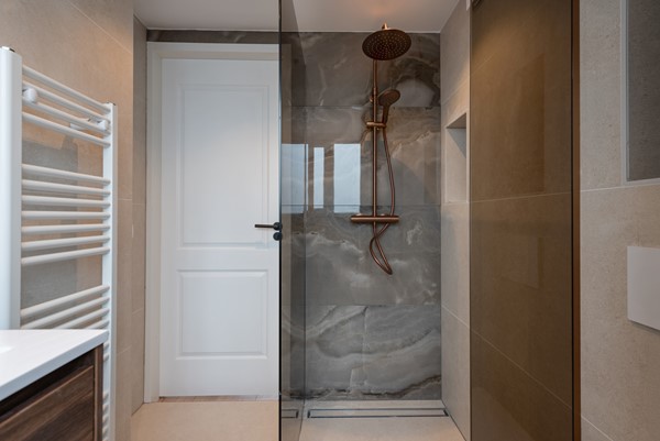 Medium property photo - Convivastraat 82, 2522 XK Den Haag