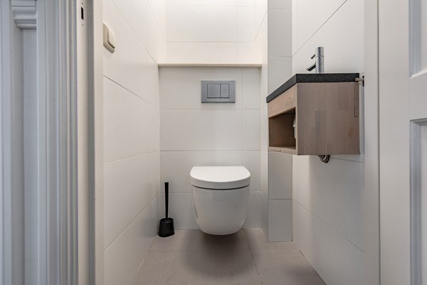 Medium property photo - Groot Hertoginnelaan 105C, 2517 EE Den Haag