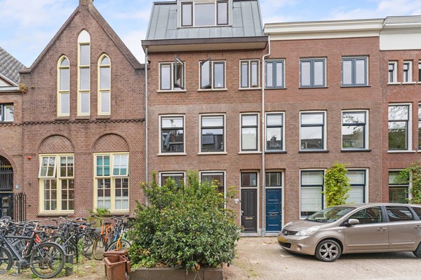 Onder bod: Adriaanstraat 28D, 3581SG Utrecht