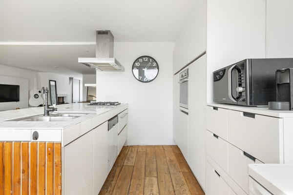 Medium property photo - Overtoom 34-3, 1054 HK Amsterdam
