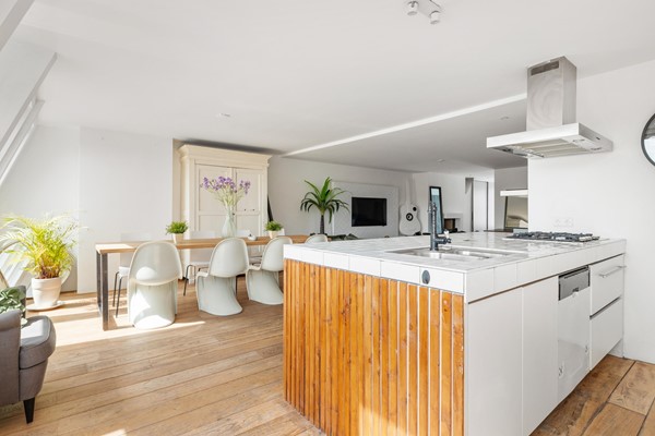 Medium property photo - Overtoom 34-3, 1054 HK Amsterdam