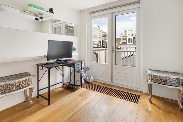 Medium property photo - Overtoom 34-3, 1054 HK Amsterdam