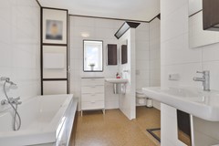 Koop: Dorpsdijk 10, 6915 AD Lobith