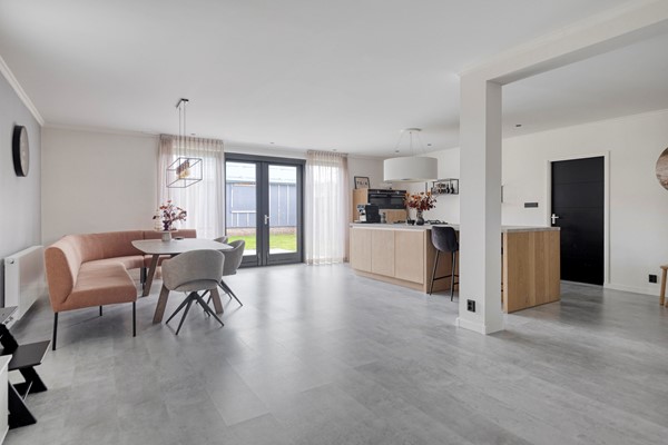 Medium property photo - Monseigneur Luijpenstraat 1, 4513 AE Hoofdplaat