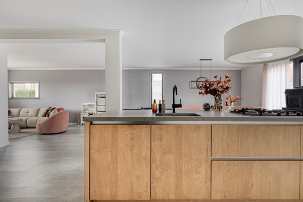 Medium property photo - Monseigneur Luijpenstraat 1, 4513 AE Hoofdplaat