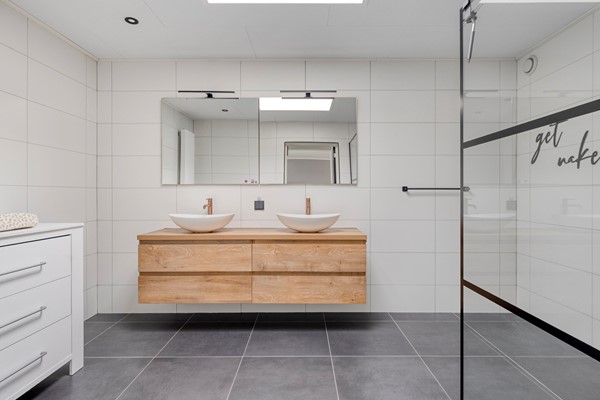 Medium property photo - Monseigneur Luijpenstraat 1, 4513 AE Hoofdplaat