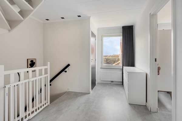 Medium property photo - Monseigneur Luijpenstraat 1, 4513 AE Hoofdplaat