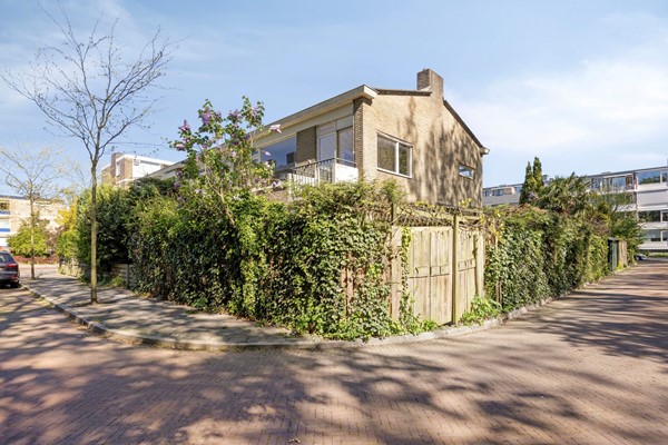 Ridderspoorlaan62343tzOegstgeestNL-02.jpg