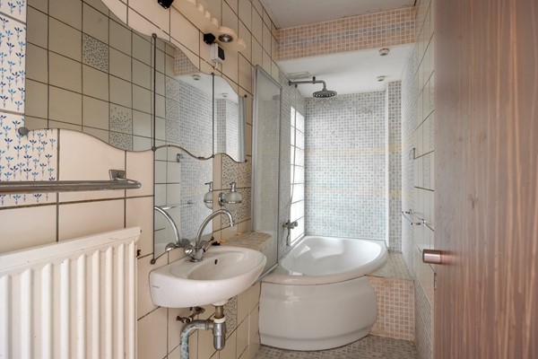 Ridderspoorlaan62343tzOegstgeestNL-25.jpg