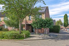Onder bod:Harriët Freezerlaan 26, 6662 LN Elst - Foto