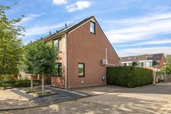 Onder bod: Harriët Freezerlaan 26, 6662 LN Elst