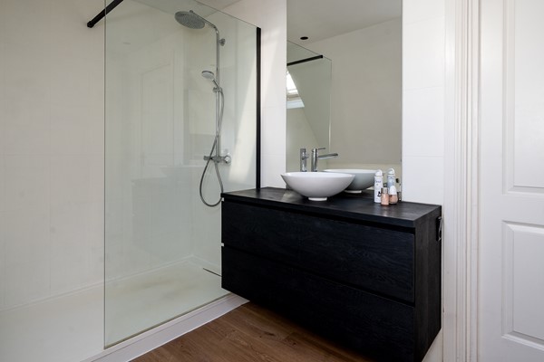 Medium property photo - Rodenrijselaan 17B, 3037 XB Rotterdam