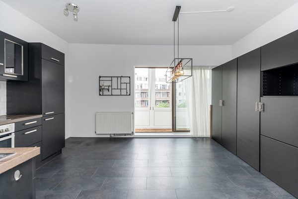 Medium property photo - Kerdijkstraat 18A, 3038 XE Rotterdam