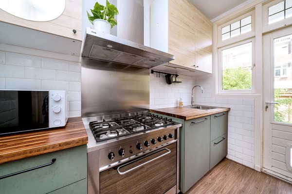 Medium property photo - Stationssingel 83A, 3033 HE Rotterdam
