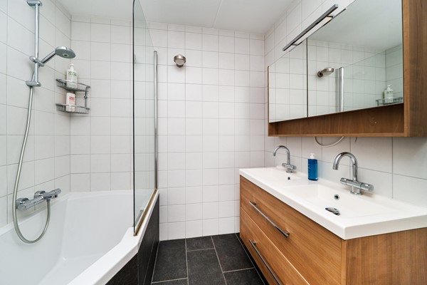 Medium property photo - Bentincklaan 342, 3039 KK Rotterdam