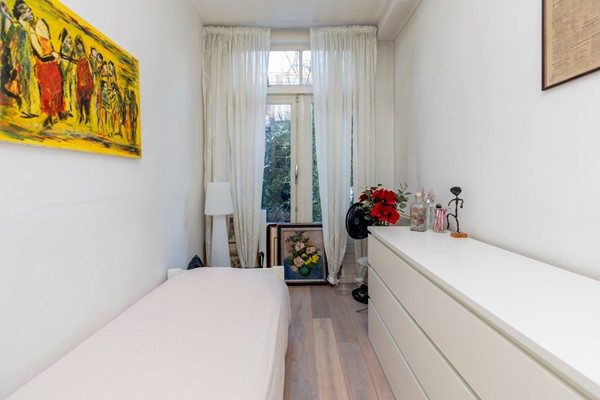 Medium property photo - Van Vlooswijkstraat 11A, 3039 TN Rotterdam