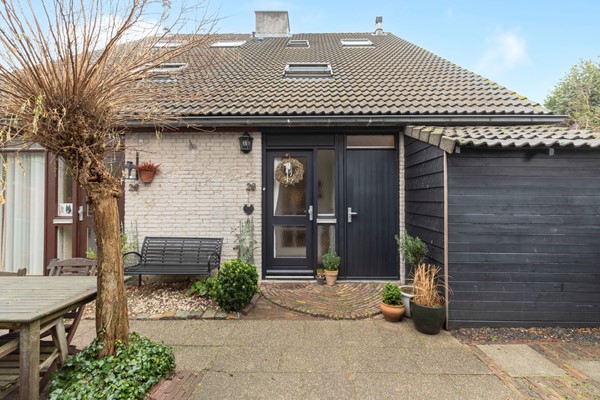 Medium property photo - Ben Websterstraat 28, 3069 XJ Rotterdam
