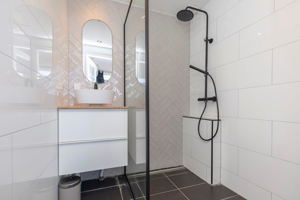 Medium property photo - Schieweg 225B02, 3038 AW Rotterdam