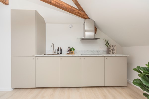 Onder bod: Stieltjesstraat 2E, 3071JW Rotterdam