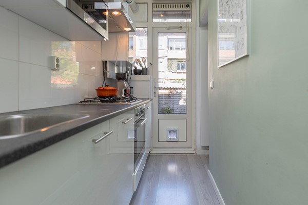 Verkocht onder voorbehoud: Zweedsestraat 143A, 3028TT Rotterdam