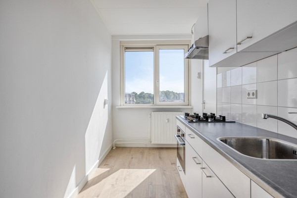Onder bod: Zocherstraat 83, 3067AS Rotterdam