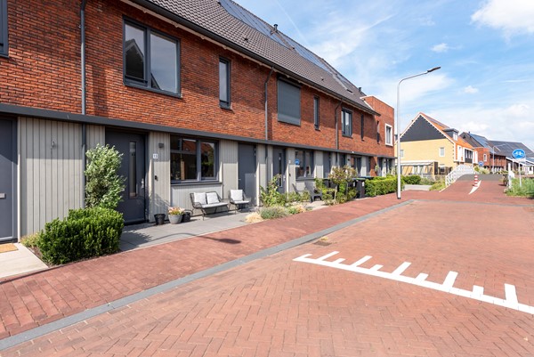 Verkocht: Robijn 13, 2371LC Roelofarendsveen