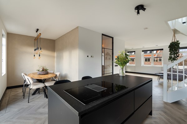 Onder bod: Bonkelaar 14, 2382CE Zoeterwoude