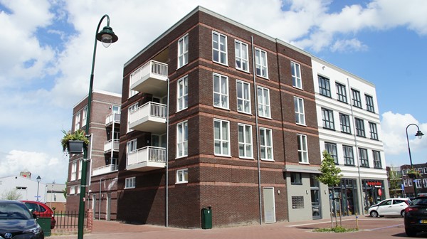 Te huur: Centrumoever 35, 2371JC Roelofarendsveen