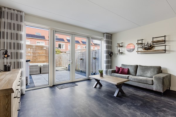 Te koop: Koolraap 14, 2371DP Roelofarendsveen