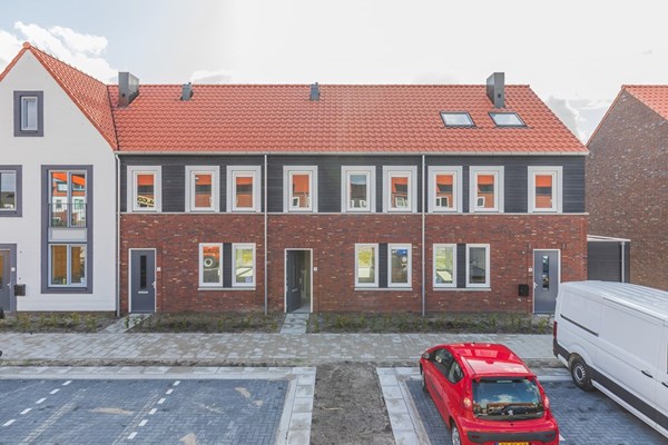 Meiraap 9, Roelofarendsveen