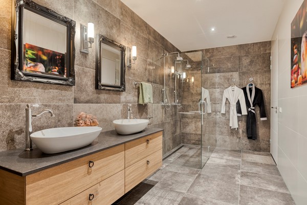 Medium property photo - Markt 42, 4931 BT Geertruidenberg
