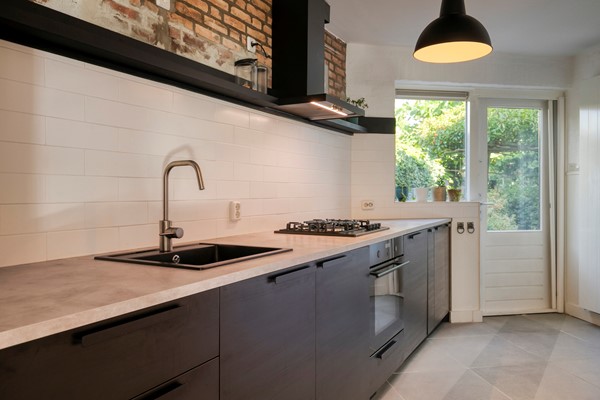 Medium property photo - Bredaseweg 50, 4901 KM Oosterhout