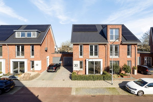 Foto - Te koop: Blauwborst 30, 4921 GX Made