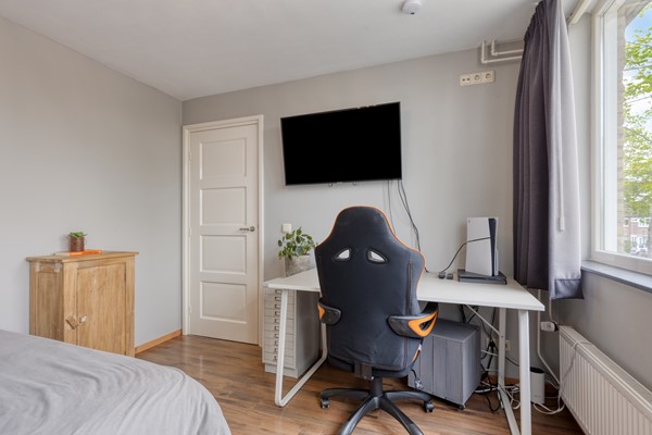 Foto - Te koop: Van Coehoornstraat 18, 4921 TD Made