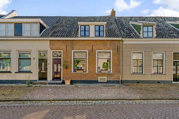 Voorstraat 64, Asperen