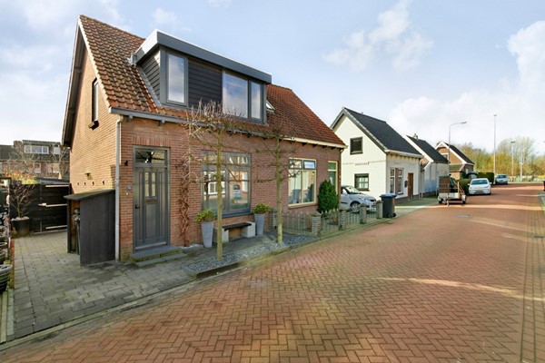 Burgemeester Vonklaan 10, Spijk Gem Lingewaal