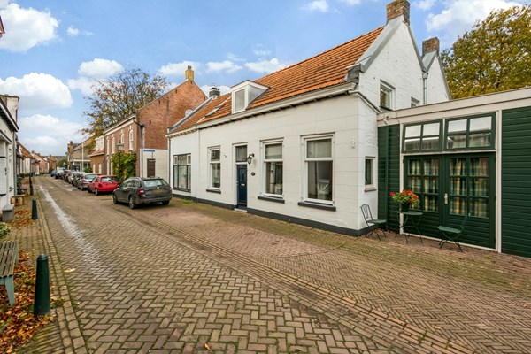 Gasthuisstraat 22, Heukelum
