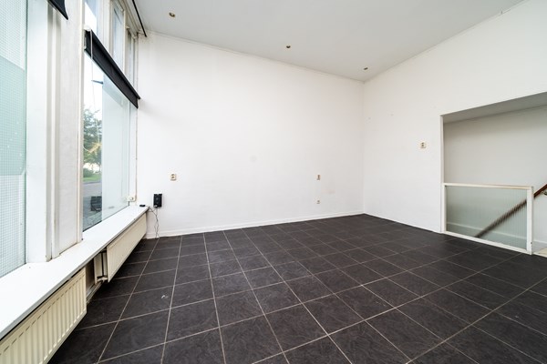 Medium property photo - Hogenbanweg 122A, 3028 GV Rotterdam